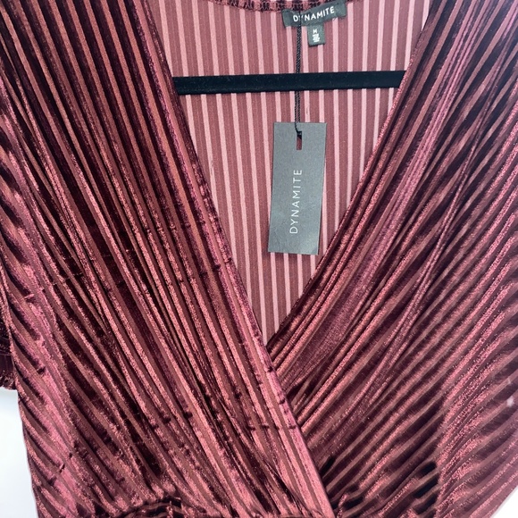 Deep V Cross-over Cropped Shirt - Picture 5 of 5